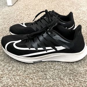 Nike Rival Fly Tennis Shoes